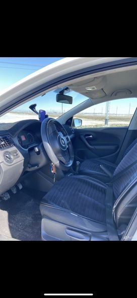  Volkswagen Polo 2011 , 550000 , 