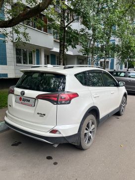 SUV   Toyota RAV4 2016 , 2550000 , 