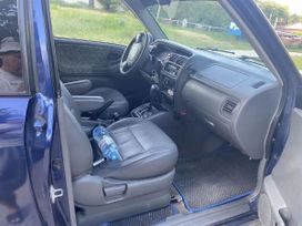  3  Suzuki Grand Vitara 1999 , 520000 , 