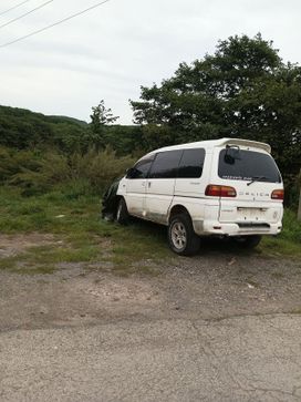    Mitsubishi Delica 2003 , 250000 , 
