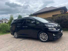    Toyota Vellfire 2013 , 2700000 , 