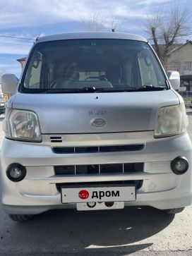    Daihatsu Hijet 2012 , 670000 , 