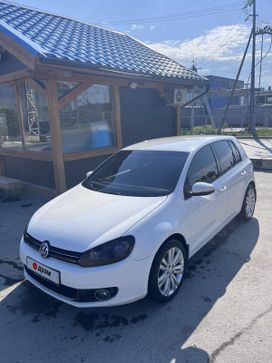  Volkswagen Golf 2011 , 900000 , 