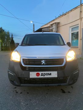    Peugeot Partner 2021 , 1500000 , 