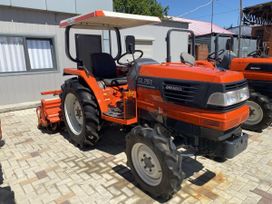 - Kubota GL261 2000 , 1200000 , 