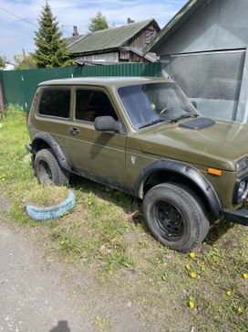  3   4x4 2121  1985 , 300000 , 