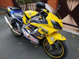   Honda CBR600F41 2002 , 555000 , 
