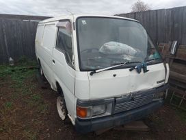    Nissan Caravan 1992 , 200000 , 