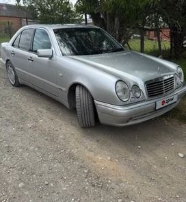  Mercedes-Benz E-Class 1999 , 730000 , 