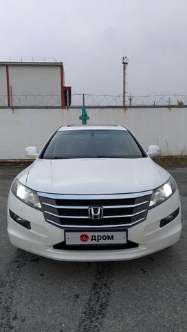 SUV   Honda Crosstour 2012 , 1800000 , 
