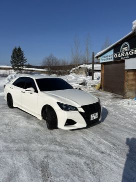 Toyota Crown 2016 , 2600000 , 