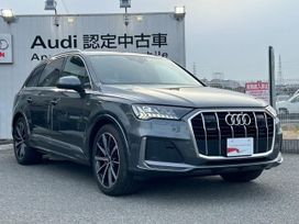 SUV   Audi Q7 2022 , 3300000 , 