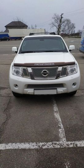 SUV   Nissan Pathfinder 2011 , 2150000 , 