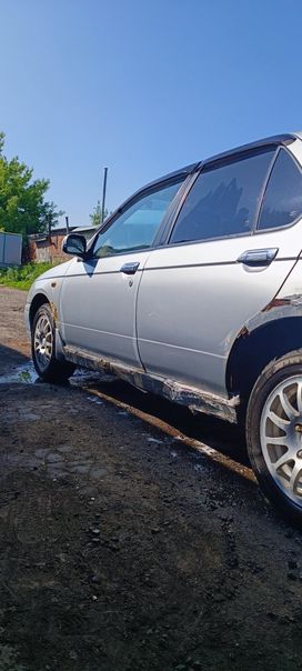  Nissan Bluebird 1996 , 160000 , 