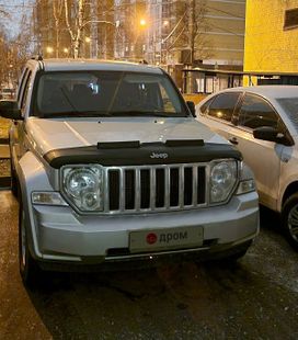 SUV   Jeep Cherokee 2010 , 1555000 , 