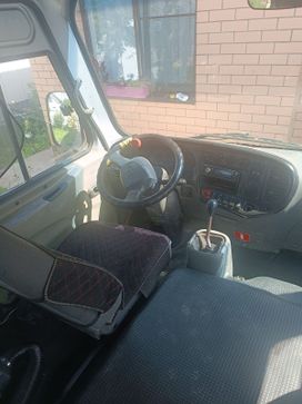  Hyundai County 2011 , 400000 , 
