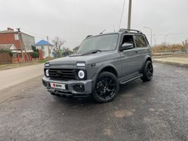  3   4x4  2014 , 800000 , 