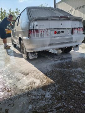  3   2113  2009 , 180000 , 