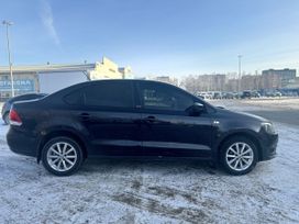  Volkswagen Polo 2015 , 680000 , 