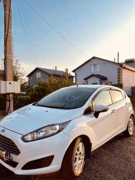  Ford Fiesta 2015 , 850000 , 