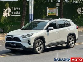 SUV   Toyota RAV4 2021 , 2880000 , 