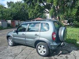 SUV   Chevrolet Niva 2009 , 620000 , 