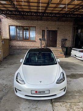  Tesla Model 3 2020 , 3600000 , 