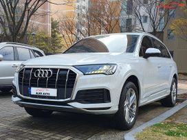 SUV   Audi Q7 2022 , 6800000 , 