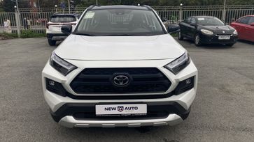 SUV   Toyota RAV4 2025 , 3400000 , 
