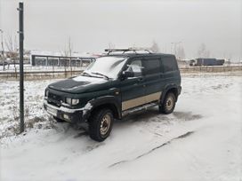 SUV     2004 , 320000 , 