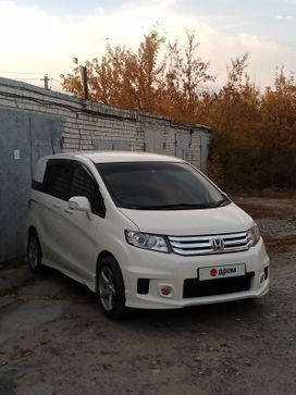    Honda Freed Spike 2012 , 1390000 , 