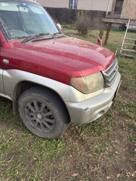 SUV   Mitsubishi Pajero iO 2000 , 530000 , -