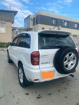 SUV   Toyota RAV4 2003 , 750000 , -