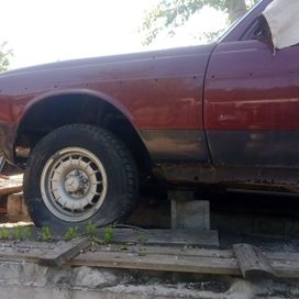  Mercedes-Benz Mercedes 1984 , 70000 , 