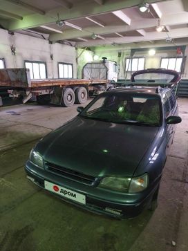  Toyota Caldina 1999 , 220000 , 