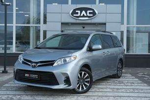    Toyota Sienna 2018 , 2999000 , 
