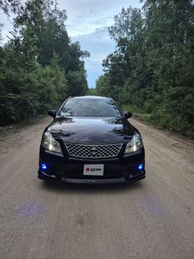  Toyota Crown 2011 , 2200000 , 