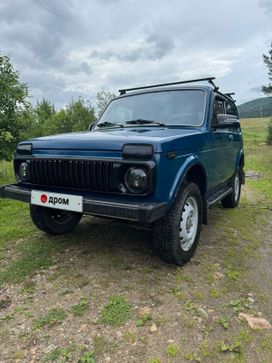  3   4x4 2121  1984 , 370000 , 
