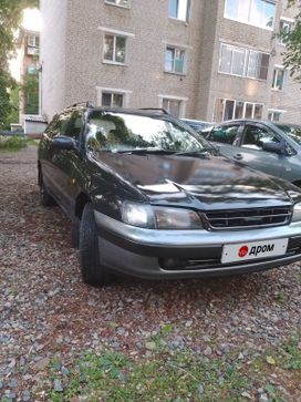  Toyota Caldina 1986 , 275000 , 