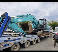   Kobelco SK260LC 2018 , 12000000 , 