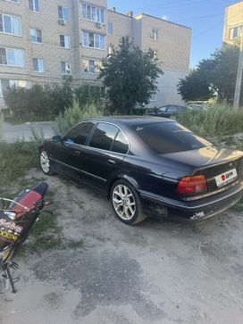  BMW 5-Series 1998 , 600000 ,  