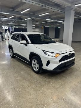 SUV   Toyota RAV4 2021 , 3010000 , 