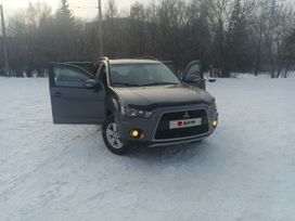 SUV   Mitsubishi Outlander 2011 , 1400000 , 
