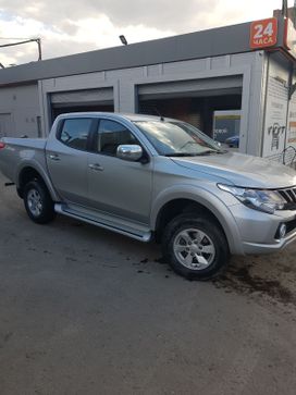  Mitsubishi L200 2017 , 2800000 , 