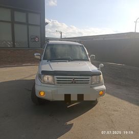 SUV   Mitsubishi Pajero iO 1999 , 470000 , 