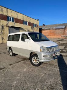  Hiace Regius, 2001
