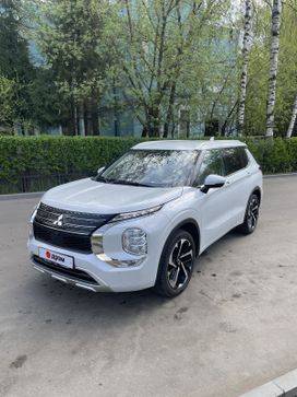 SUV   Mitsubishi Outlander 2021 , 2750000 , 