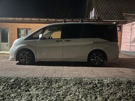   Honda Stepwgn 2015 , 2180000 , 