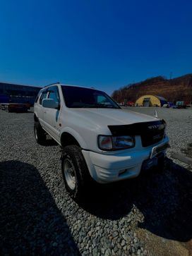 SUV   Isuzu Wizard 2000 , 810000 , 