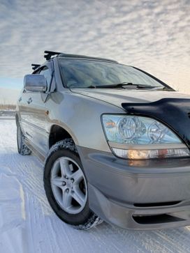 SUV   Toyota Harrier 2001 , 930000 , 